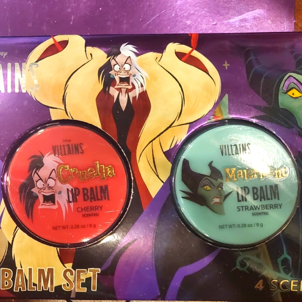 Disney Villians Lip Scrub & Balm Set ๐ 4 Pieces - Picture 4 of 5